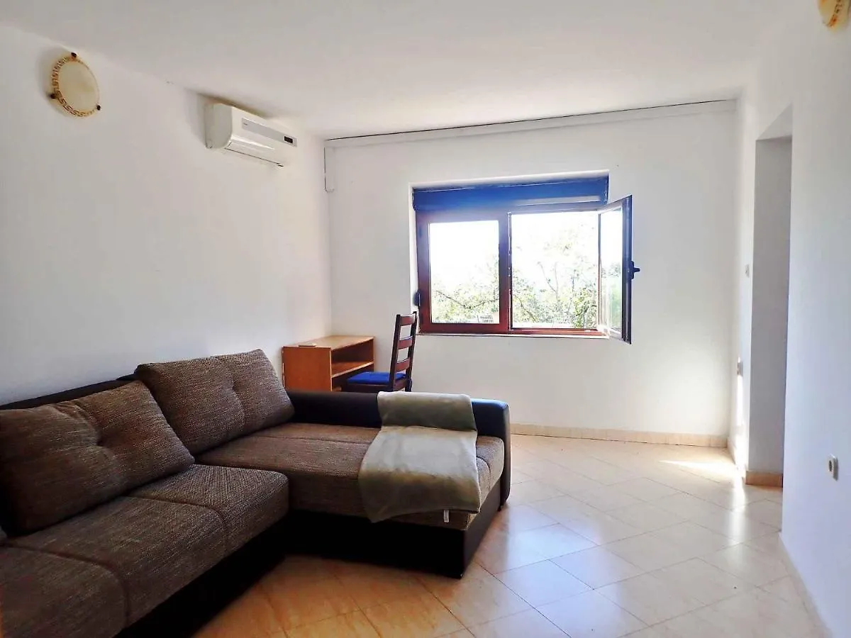 Holiday Home In Starigrad-Paklenica 34262